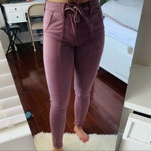 American eagle women’s jeans magenta
